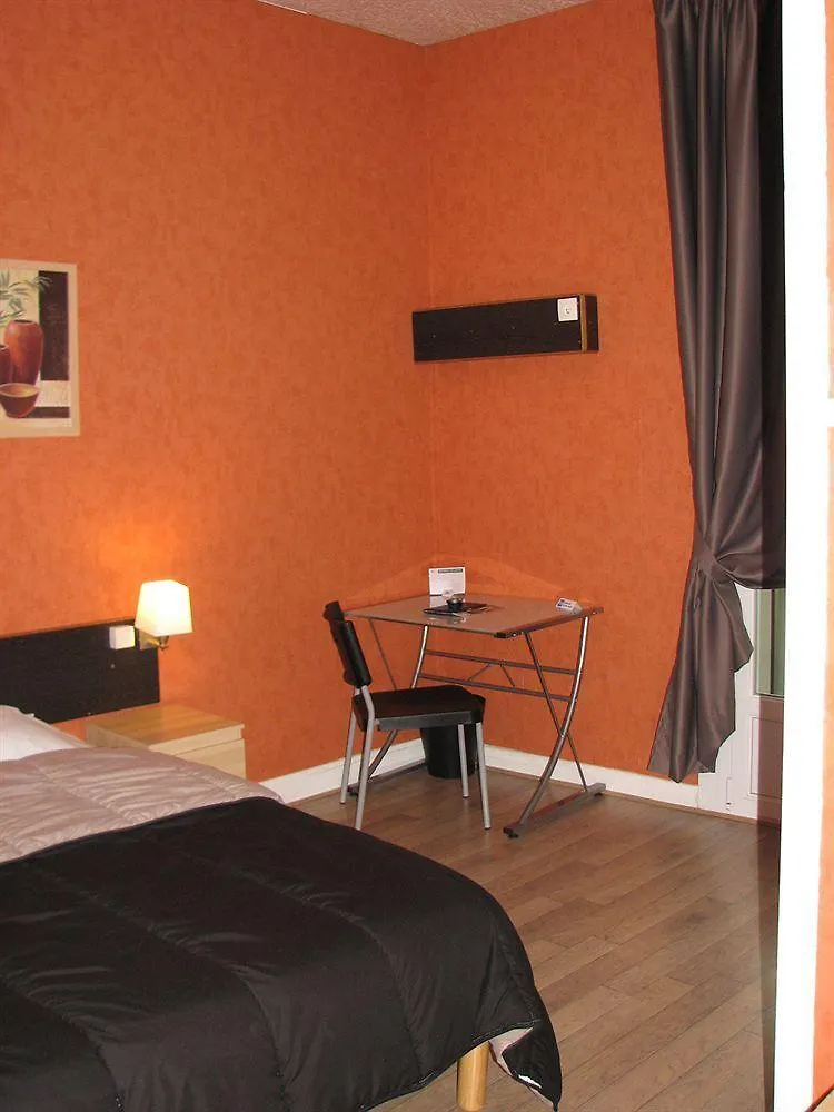 Hotel La Croix Blanche Tarbes