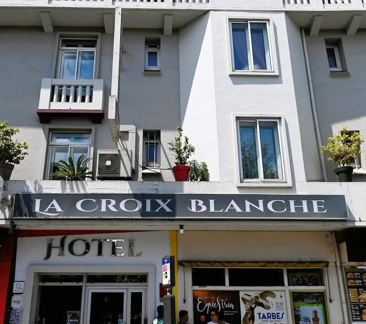 Hotel La Croix Blanche Tarbes